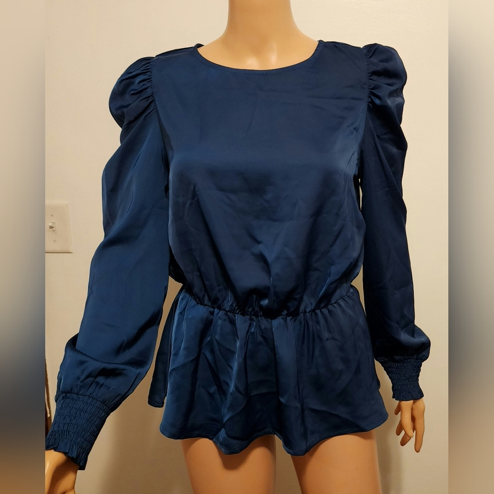 Peacock blouse by pretty garden size small, long sleeve